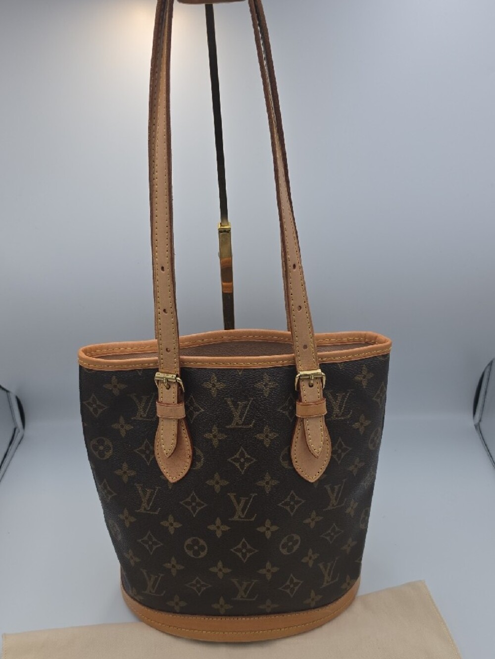 Louis Vuitton Brown Signiture Mono Canvas Petite Shoulder Bucket Bag (EUC)COA✨️ - Picture 2 of 16